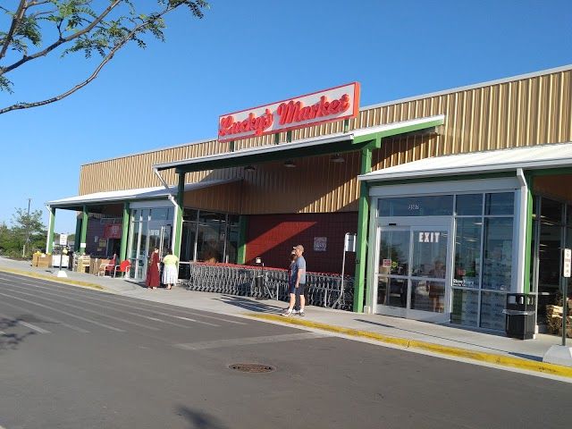 Lucky's Market